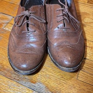 Brown Vintage Loafers size 8